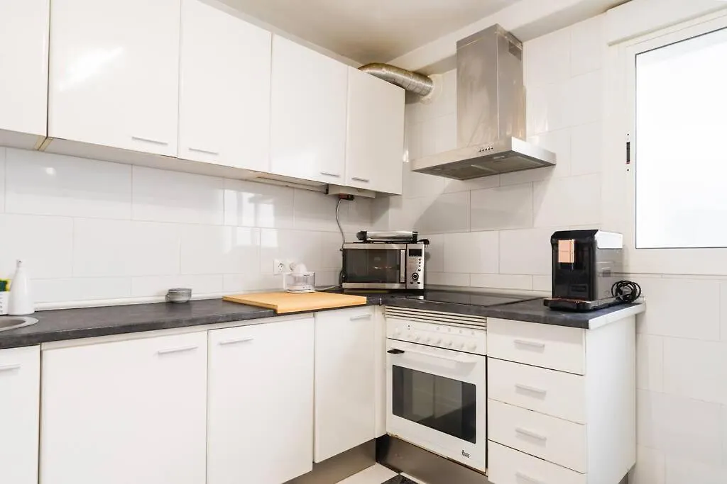 Apartamento En Barrio Sevillano, Free Bus, Metro İspanya