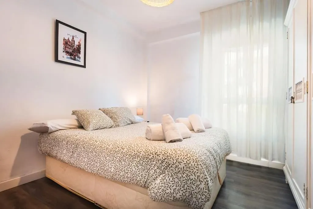 Apartamento En Barrio Sevillano, Free Bus, Metro 0*, Sevilla İspanya
